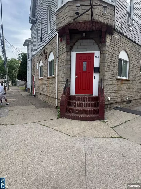 84-88 Jefferson St, Paterson, NJ 07522