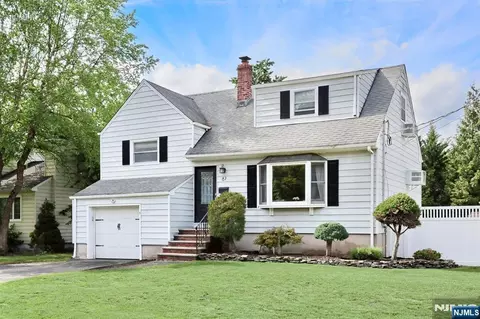 87 Barbara Rd, Dumont, NJ 07628