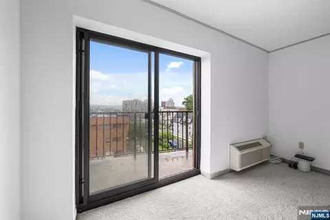 Bedroom - 300 Park St #5G, Hackensack, NJ 07601 photo 6 of 6
