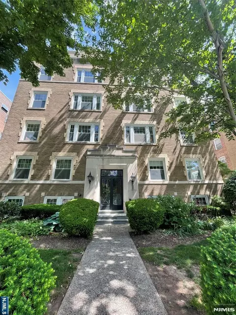 49 Park Ave #42, Bloomfield, NJ 07003