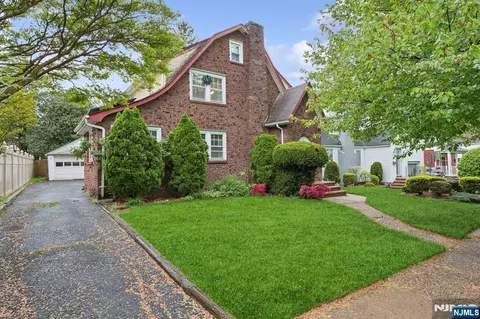 494 Martense Ave, Teaneck, NJ 07666