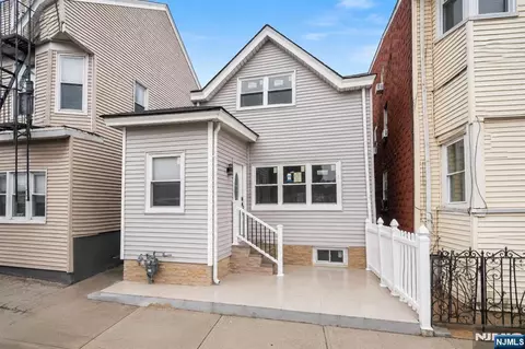 148 Martin St, Paterson, NJ 07501