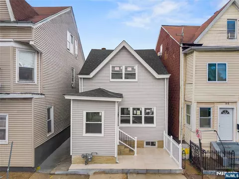148 Martin St, Paterson, NJ 07501