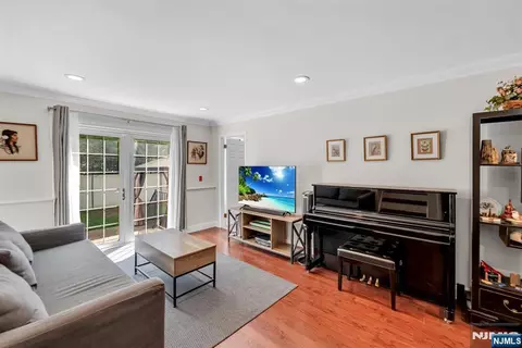Other - 364 Knickerbocker Rd, Cresskill, NJ 07626 photo 5 of 12