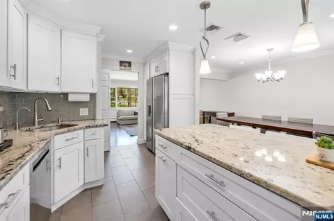 Other - 364 Knickerbocker Rd, Cresskill, NJ 07626 photo 4 of 12