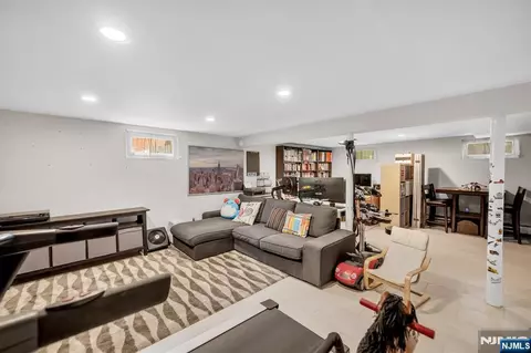 Other - 364 Knickerbocker Rd, Cresskill, NJ 07626 photo 8 of 12