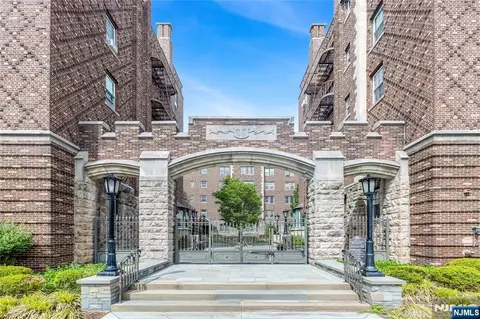 275 Engle St #G1, Englewood, NJ 07631