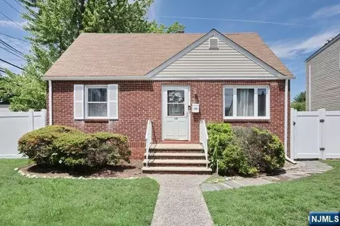 141 Graham Ter, Saddle Brook, NJ 07663