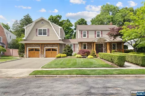 454 Hasbrouck Blvd, Oradell, NJ 07649