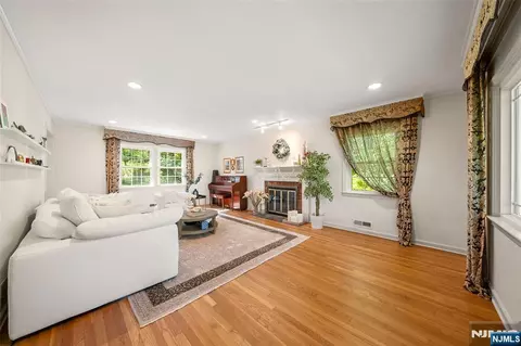 Living - 29 Upper Dr, Summit, NJ 07901 photo 1 of 2