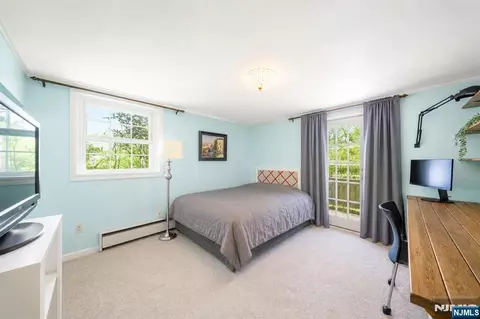 Bedroom - 29 Upper Dr, Summit, NJ 07901 photo 5 of 5