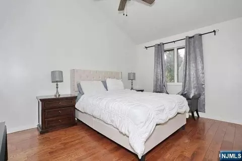 Bedroom - 290 Hamilton Pl #4, Hackensack, NJ 07601 photo 3 of 8