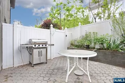 Other - 290 Hamilton Pl #4, Hackensack, NJ 07601 photo 11 of 14