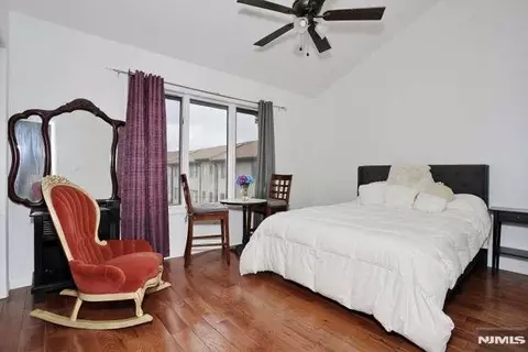 Bedroom - 290 Hamilton Pl #4, Hackensack, NJ 07601 photo 1 of 6