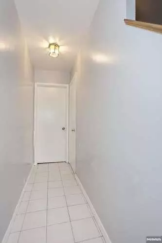 Entry Way - 290 Hamilton Pl #4, Hackensack, NJ 07601 photo 6 of 6