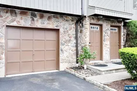 Other - 290 Hamilton Pl #4, Hackensack, NJ 07601 photo 2 of 14