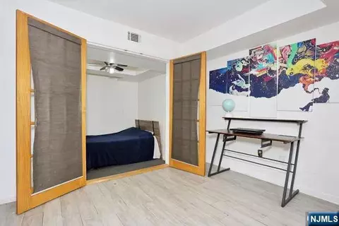 Bedroom - 290 Hamilton Pl #4, Hackensack, NJ 07601 photo 5 of 8