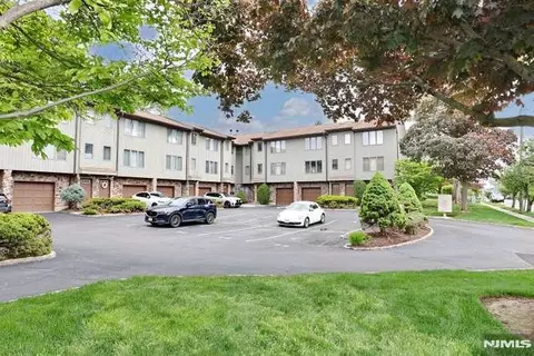Exterior - 290 Hamilton Pl #4, Hackensack, NJ 07601 photo 5 of 5