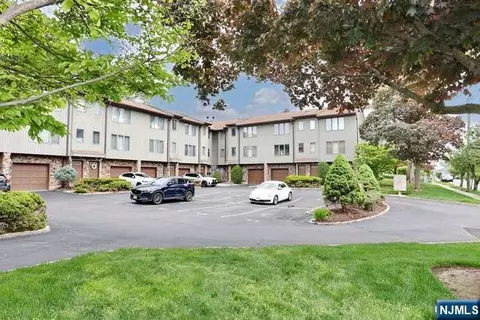 Exterior - 290 Hamilton Pl #4, Hackensack, NJ 07601 photo 4 of 4
