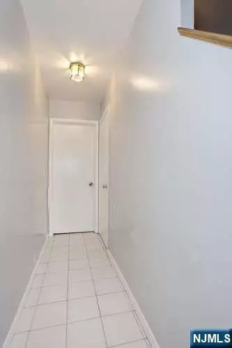 Entry Way - 290 Hamilton Pl #4, Hackensack, NJ 07601 photo 5 of 5