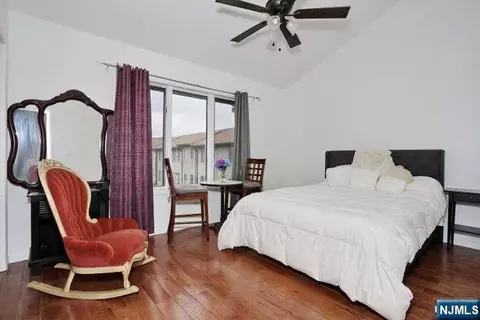 Bedroom - 290 Hamilton Pl #4, Hackensack, NJ 07601 photo 1 of 8