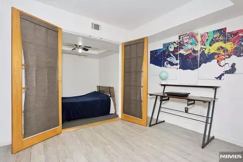 Bedroom - 290 Hamilton Pl #4, Hackensack, NJ 07601 photo 4 of 6