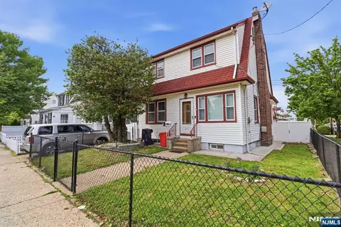407 3rd Ave, Newark, NJ 07107