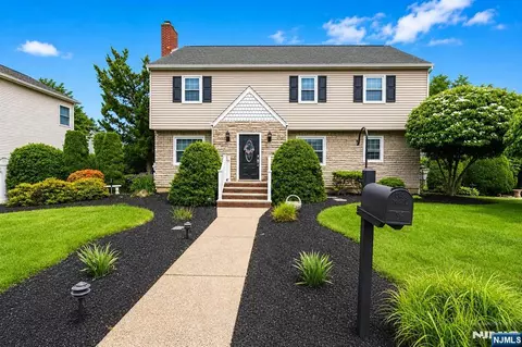71 Prospect Ave, New Milford, NJ 07646