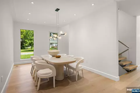 Dining - 648 Falmouth Ave, Paramus, NJ 07652 photo 1 of 1