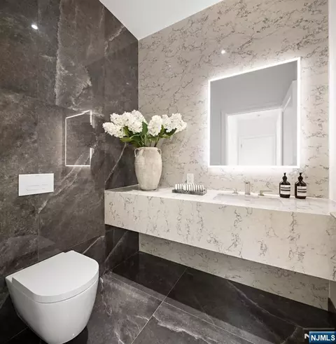 Bath - 648 Falmouth Ave, Paramus, NJ 07652 photo 1 of 6