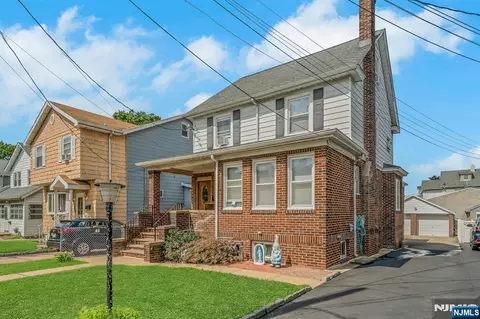 18 Ilford Ave, North Arlington, NJ 07031