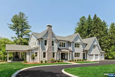 91 Brookside Rd, Ramsey, NJ 07446