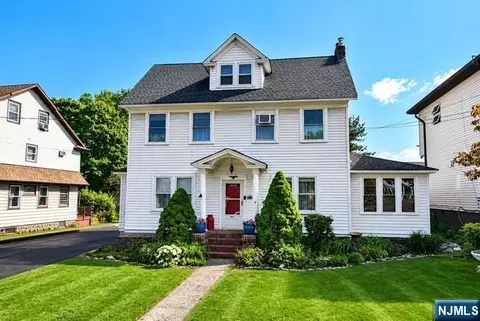 343 Union St, Lodi, NJ 07644