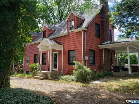26 W Central Ave, Maywood, NJ 07607