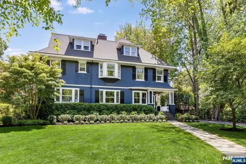 162 Union St, Montclair, NJ 07042