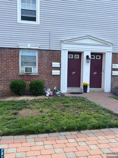 134 Hastings # B, Rutherford, NJ 07070