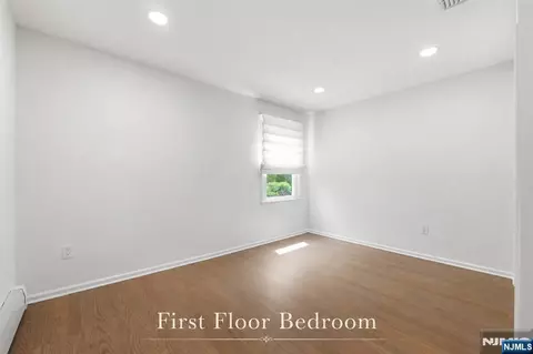 Bedroom - 508 Tether Ln, Paramus, NJ 07652 photo 2 of 15