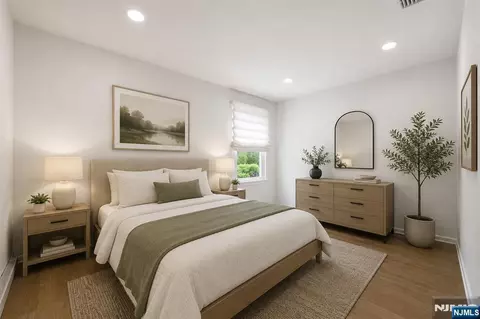 Bedroom - 508 Tether Ln, Paramus, NJ 07652 photo 3 of 15