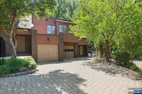 10 Old Quarry Rd #6, Englewood, NJ 07631