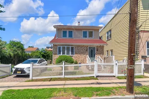 56 Ridgefield Ave, Ridgefield Park, NJ 07660