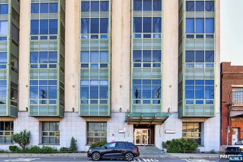 689 Luis Munoz Marin Blvd #1010, Jersey City, NJ 07310