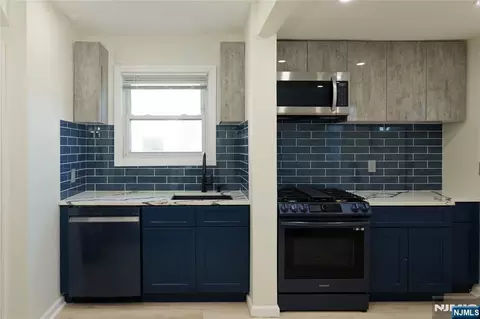 1149 Margaret St, Teaneck, NJ 07666