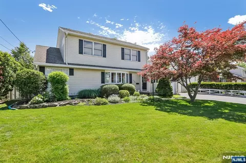 320 Jordan Rd, New Milford, NJ 07646