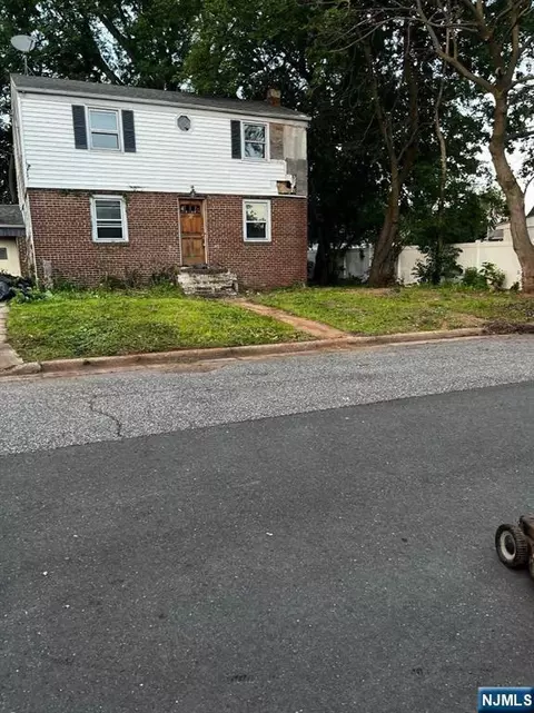 416 Alexander Ave, Linden, NJ 07036