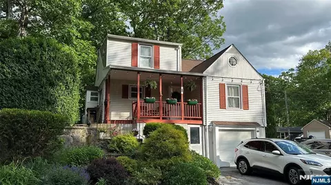 1 Dorel Rd, Byram Township, NJ 07821