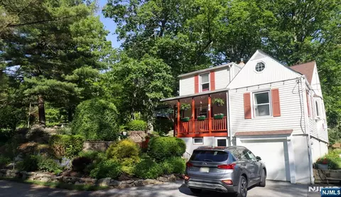 1 Dorel Rd, Byram Township, NJ 07821