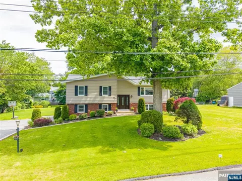 55 Marcia Rd, Ringwood, NJ 07456
