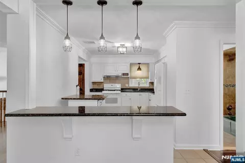 Kitchen - 27 Shady Ter, Wayne, NJ 07470 photo 1 of 2