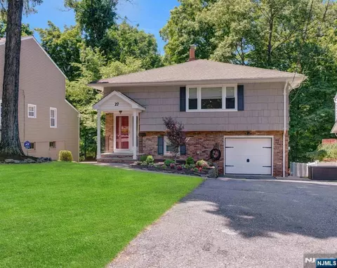 27 Shady Ter, Wayne, NJ 07470