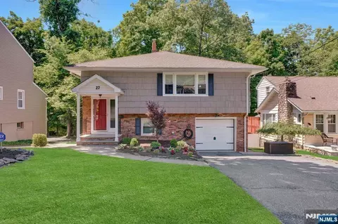 Exterior - 27 Shady Ter, Wayne, NJ 07470 photo 4 of 7